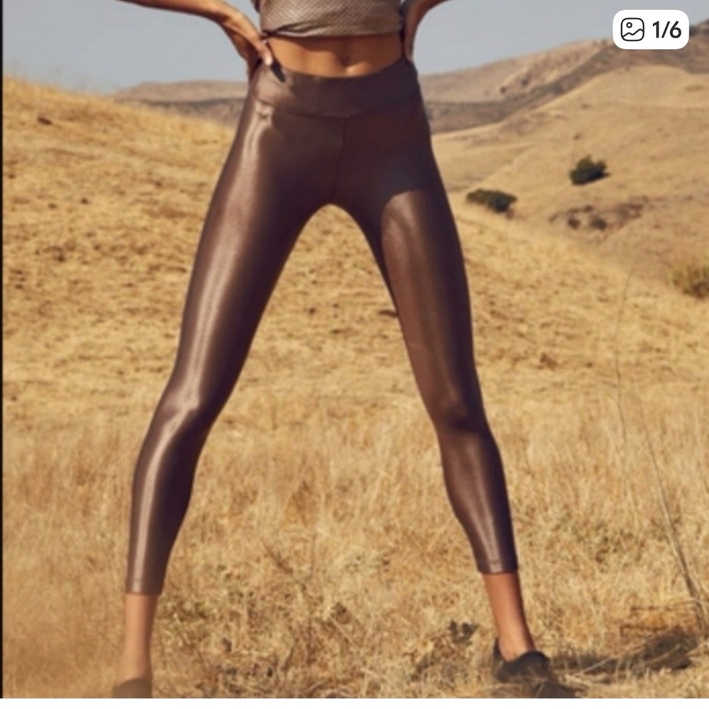 Koral // Lustrous Legging//Cafe